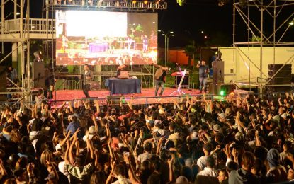 Tres noches de fiesta tuvo Alto Hospicio con espectacular carnaval comunal