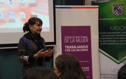 Treinta y cinco mujeres participaron   en taller del Buen Vivir en Alto Hospicio   