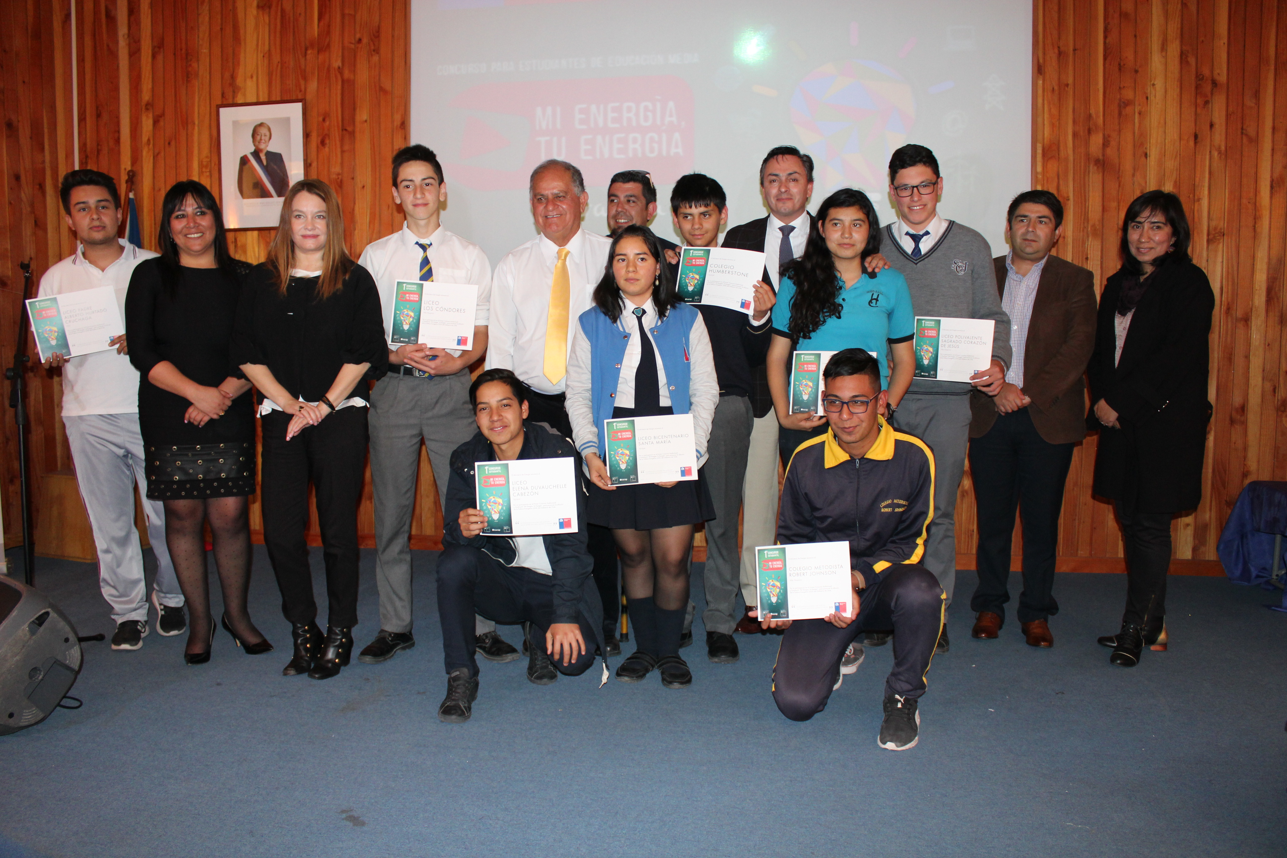 Estudiantes ganadores de Concurso de Energía, realizarán gira tecnológica a Santiago