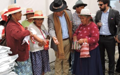 En Chintaguay la Asociación Indígena Marka Masis apoyada por CONADI inauguró proyecto de riego para dos invernaderos de 5.000 m2