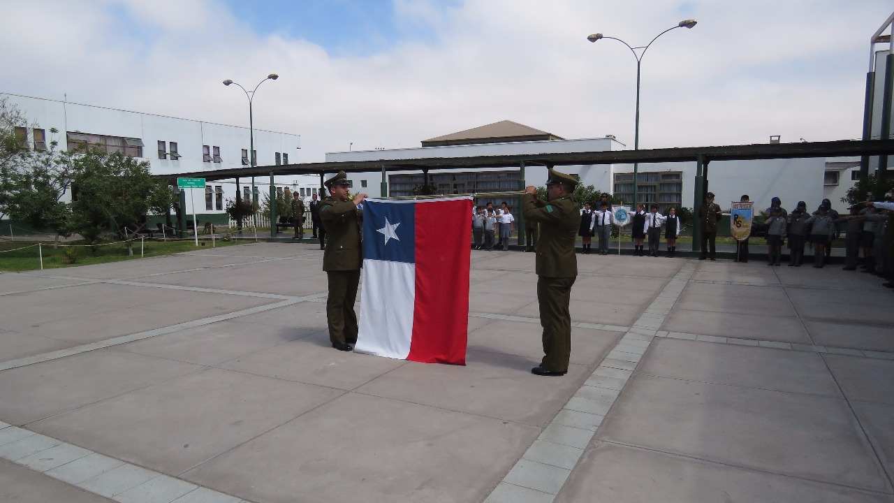 Brigadistas escolares del Colegio Simón Bolívar participaron en ceremonia de juramento