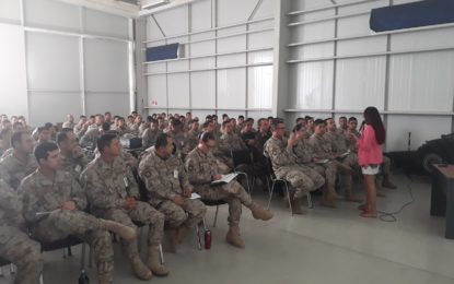 Integrantes del Ejército participaron en charla   sobre masculinidades y violencia contra la Mujer