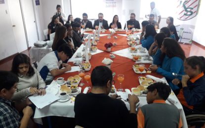 Injuv Tarapacá realizó Desayuno Público con temáticas de inclusión social