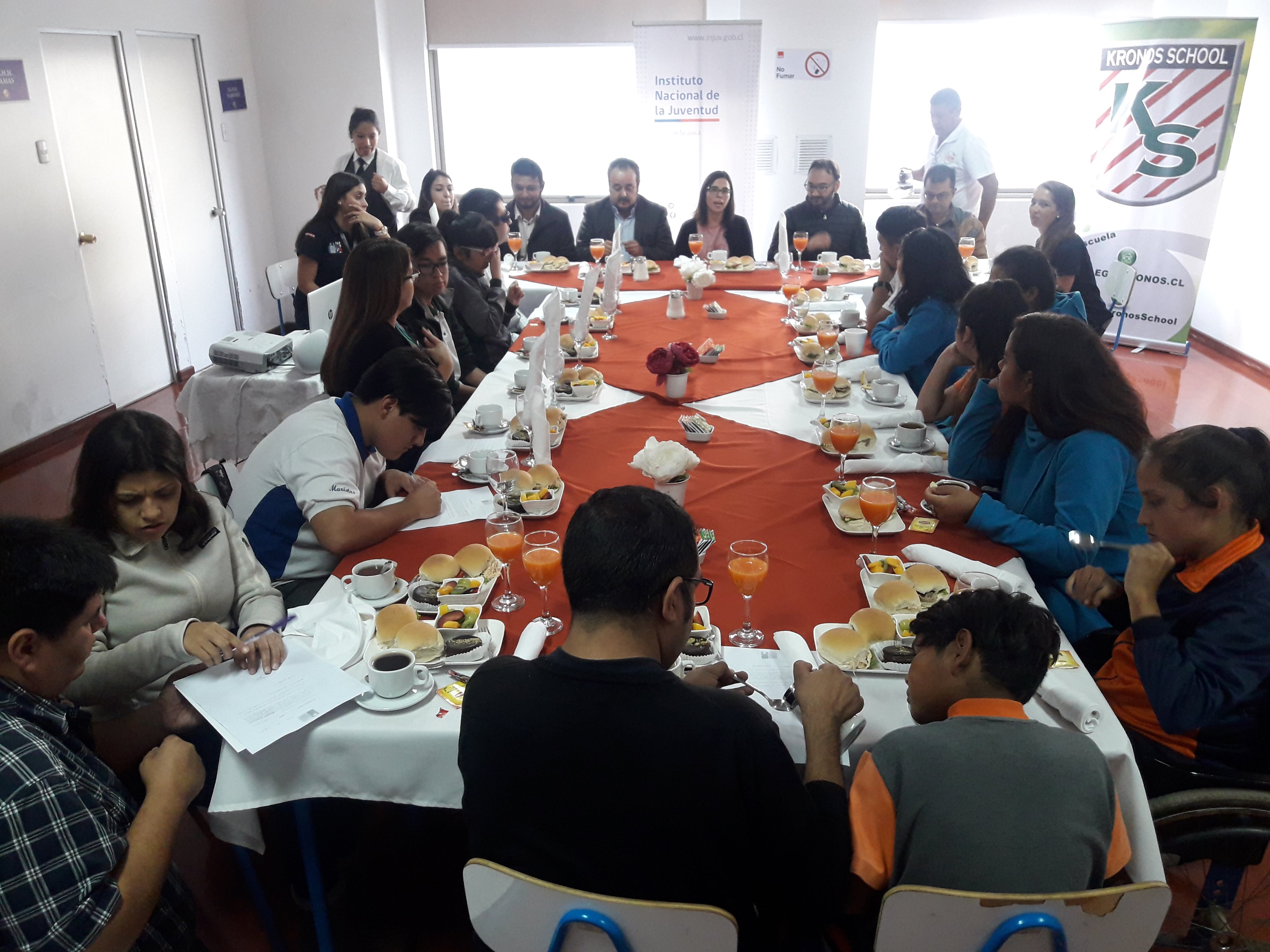 Injuv Tarapacá realizó Desayuno Público con temáticas de inclusión social