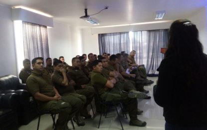 Dictaron capacitación a Carabineros de Pica y  Pozo Almonte sobre  acogida de víctimas de VCM