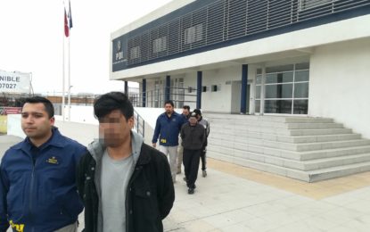 PDI DETIENE A CINCO SUJETOS POR MICROTRÁFICO EN  TOMAS DE ALTO HOSPICIO