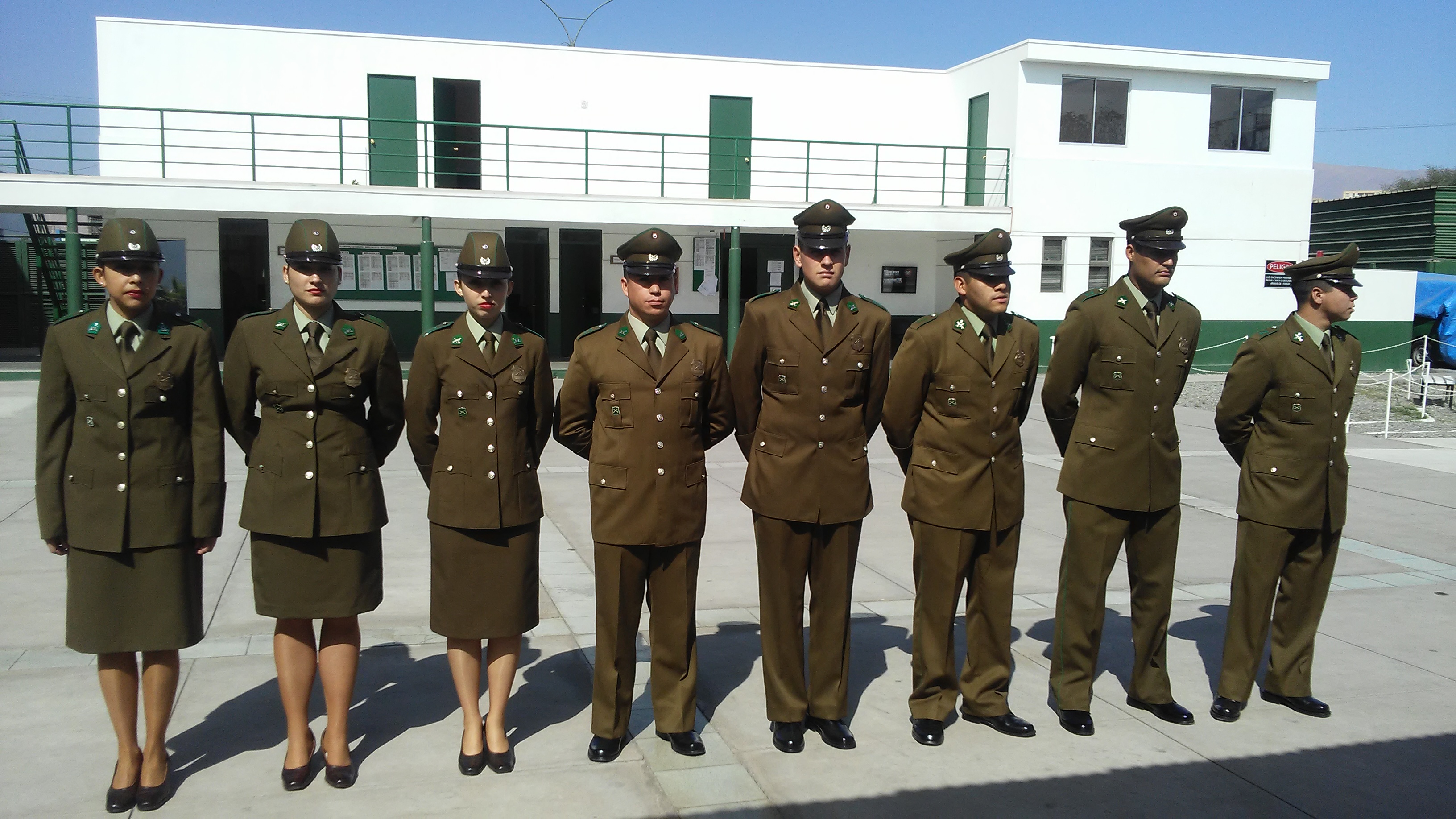 Tercera Comisaría de Alto Hospicio recibió dotación de ocho nuevos carabineros