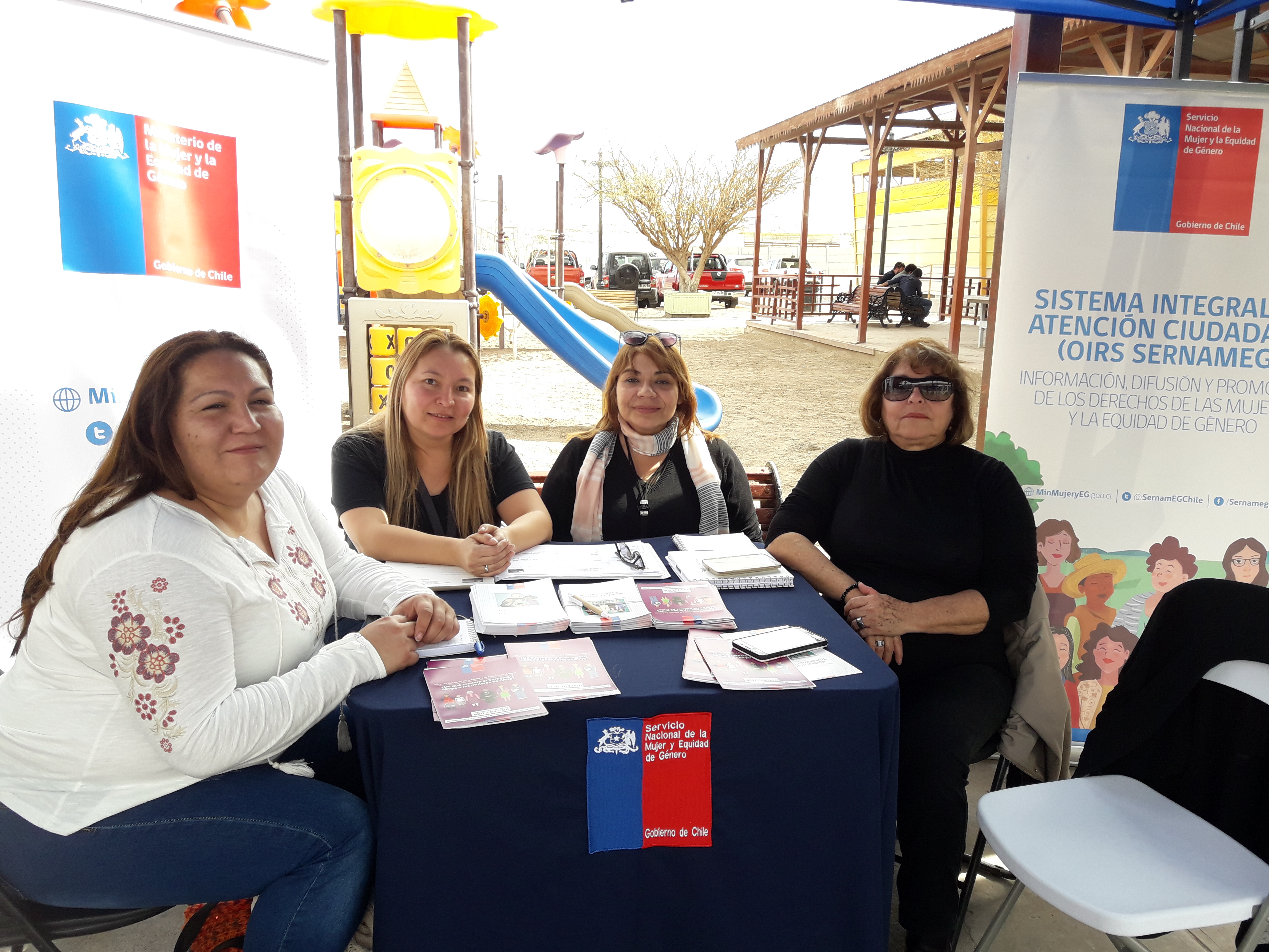 OIRS de SernamEG difundió  programa 4  a 7 y VCM en Huara