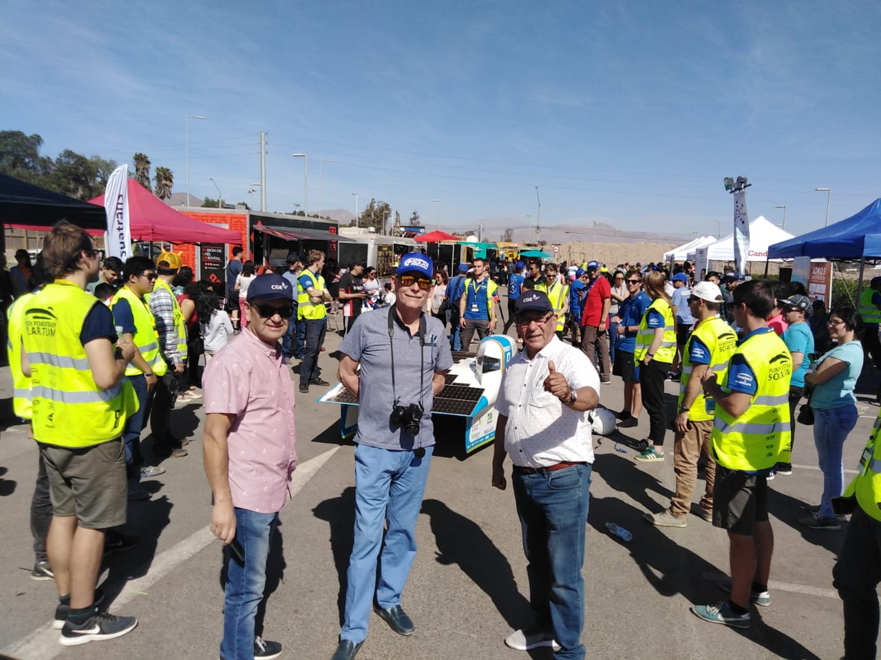 Banderilla arriba,,,,,,, Comenzó Carrera Solar 2018   