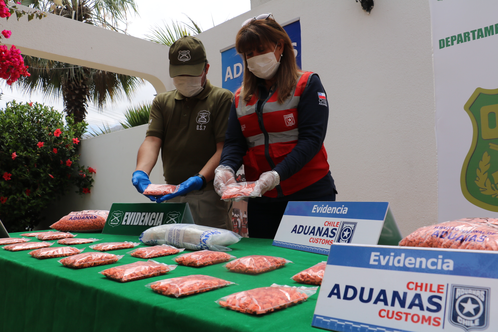 ADUANAS Y CARABINEROS INCAUTAN EL MAYOR CARGAMENTO DE DROGAS SINTETICAS DE LA ZONA NORTE   