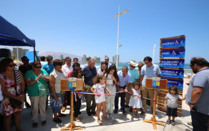 Alcalde Soria inaugura nuevos y gratuitos servicios higiénicos en Playa Cavancha