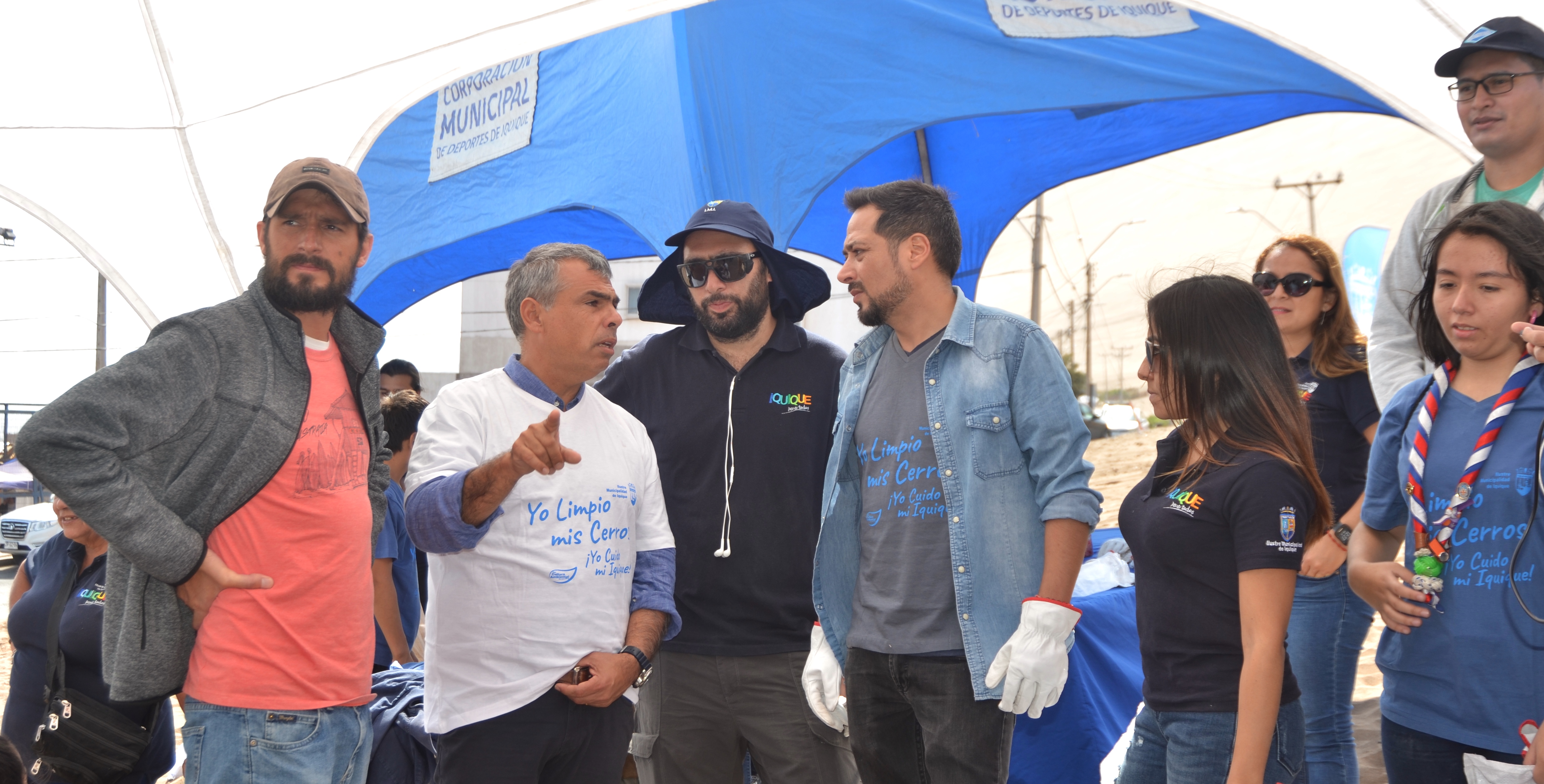 Tres toneladas de basura retiran voluntarios en operativo municipal en Cerro Dragón