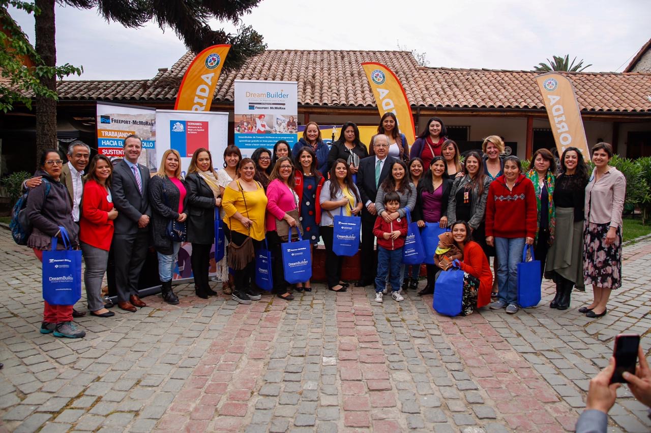 MINISTERIO DE LA MUJER Y SERNAMEG FIRMAN CONVENIO CON MINERA FREEPORT-MCMORAN PARA POTENCIAR EMPRENDIMIENTO FEMENINO