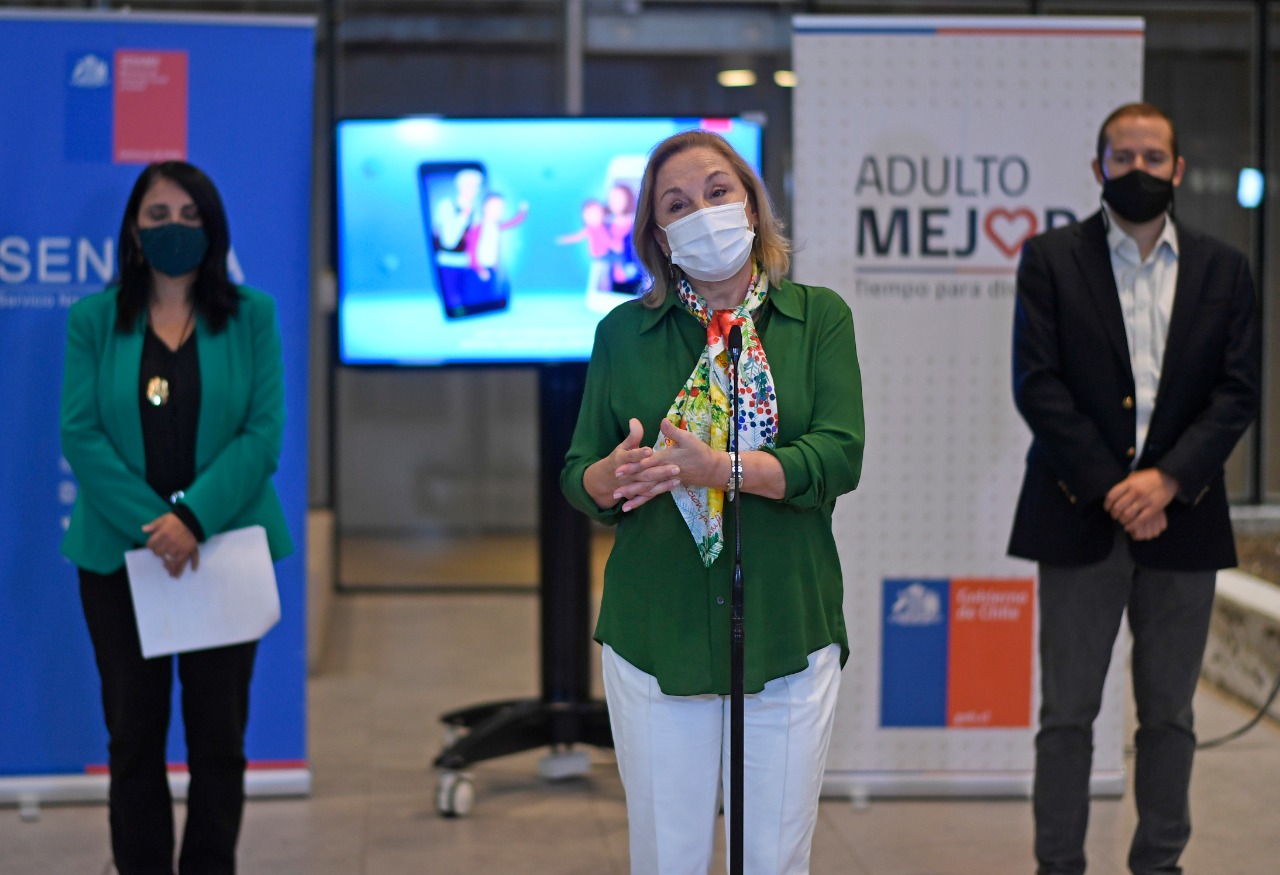 48% de llamados por salud mental: Primera Dama y ministerio de Desarrollo Social entregan balance de “Fono Mayor” y anuncian reforzamiento para este 2021