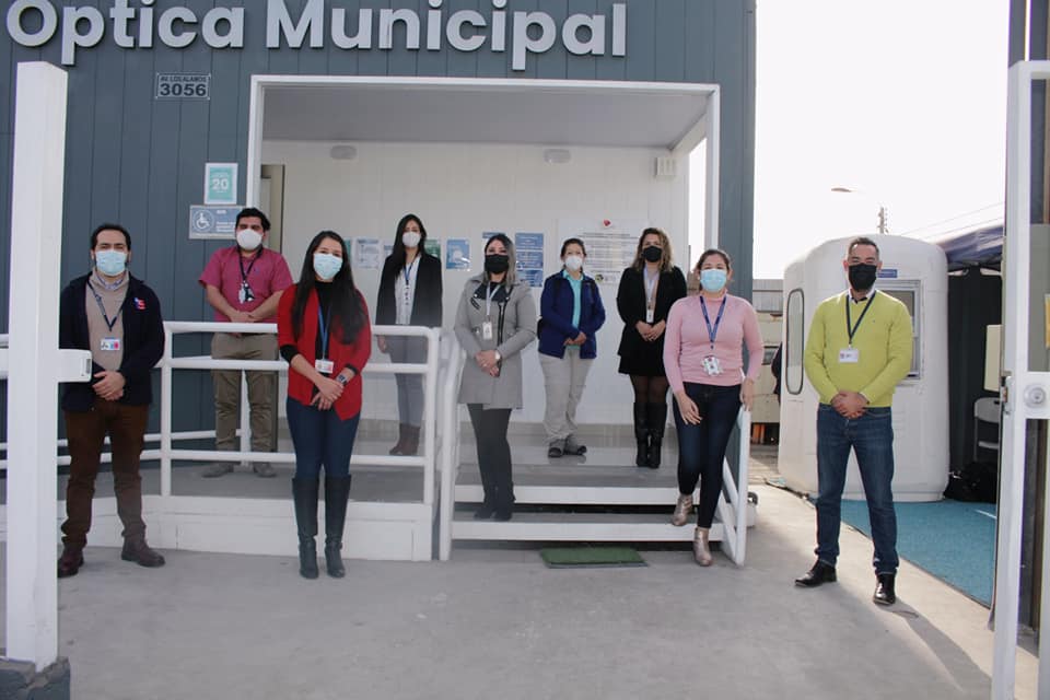 Optica Municipal de Alto Hospicio recibe visita protocolar