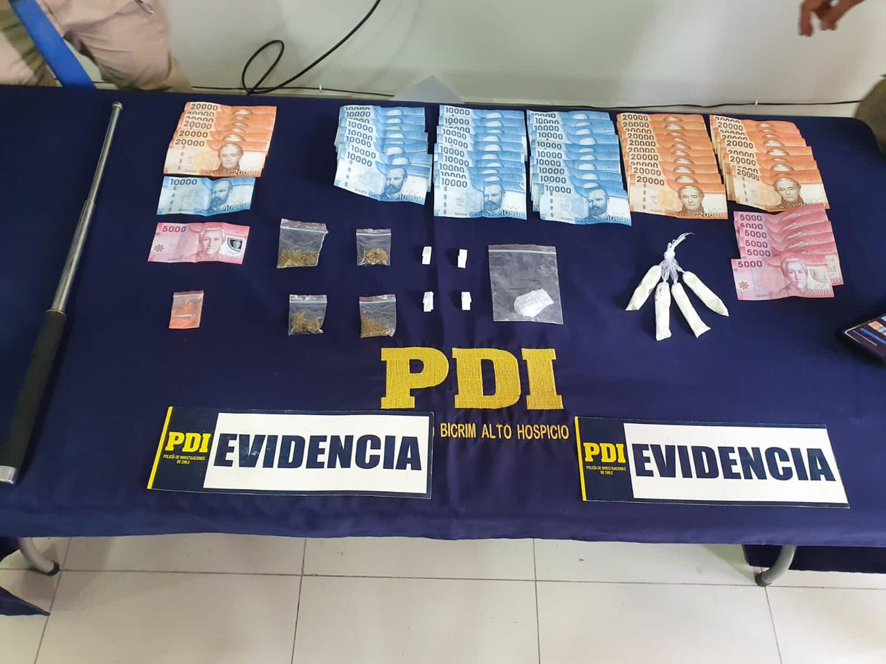 DETECTIVES DESBARATAN PELIGROSA BANDA CRIMINAL