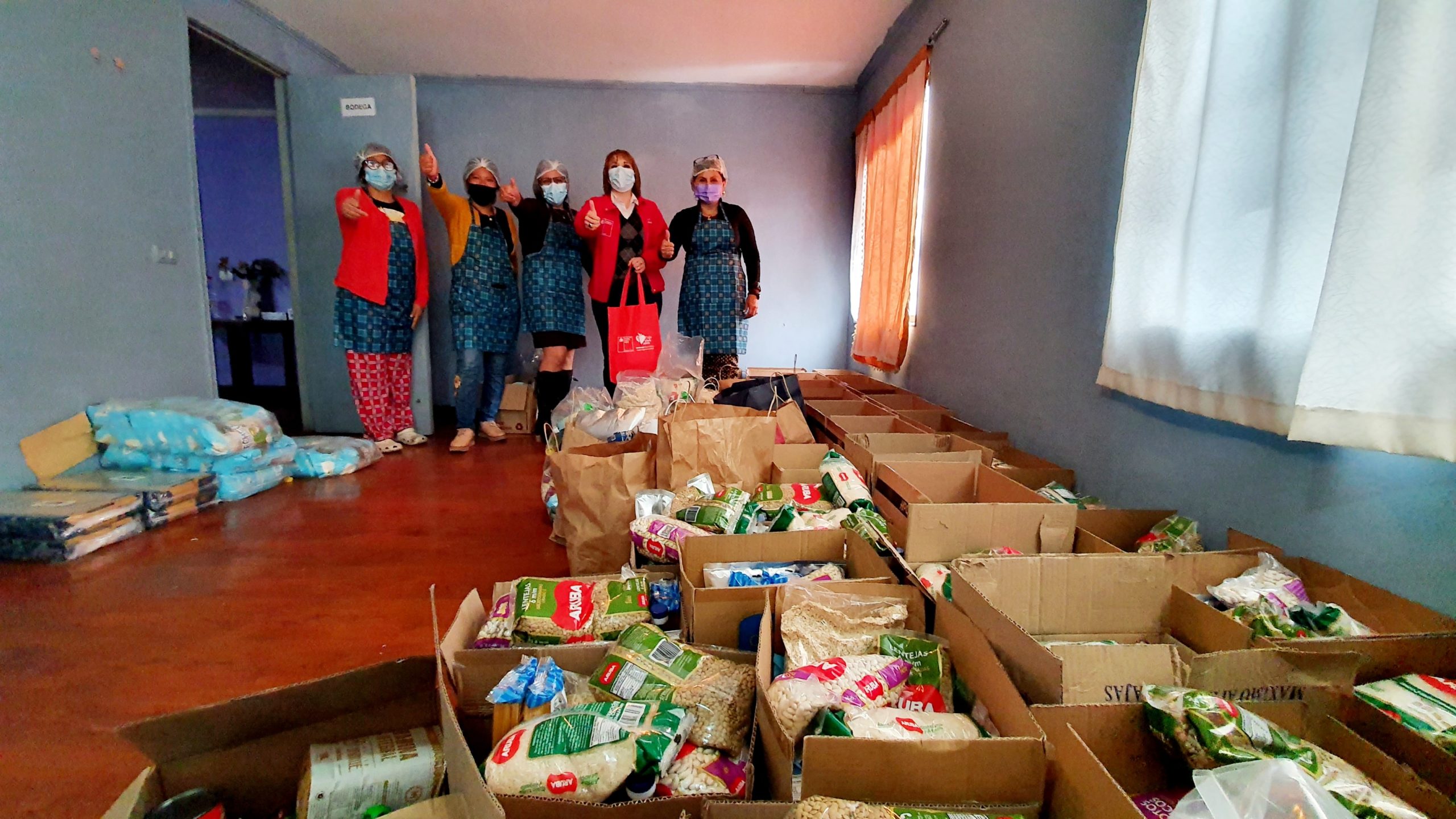 Ministerio de Desarrollo Social entrega 40 toneladas de alimentos saludables para ollas comunes de Tarapacá