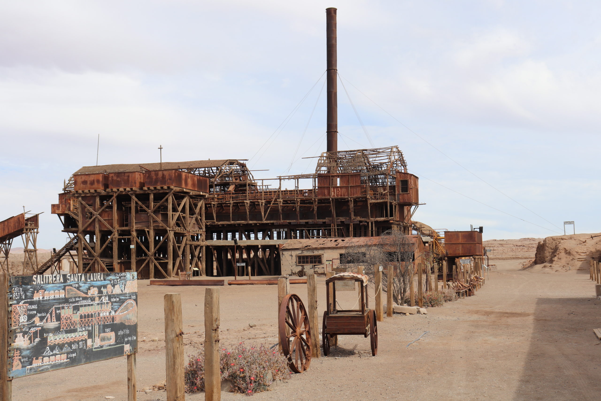 ÚLTIMO DÍAS PARA VOTAR  POR LAS SIETE MARAVILLAS DE CHILE: SALITRERAS HUMBERSTONE Y SANTA LAURA, NOMINADAS ENTRE 32 LUGARES DEL PAÍS