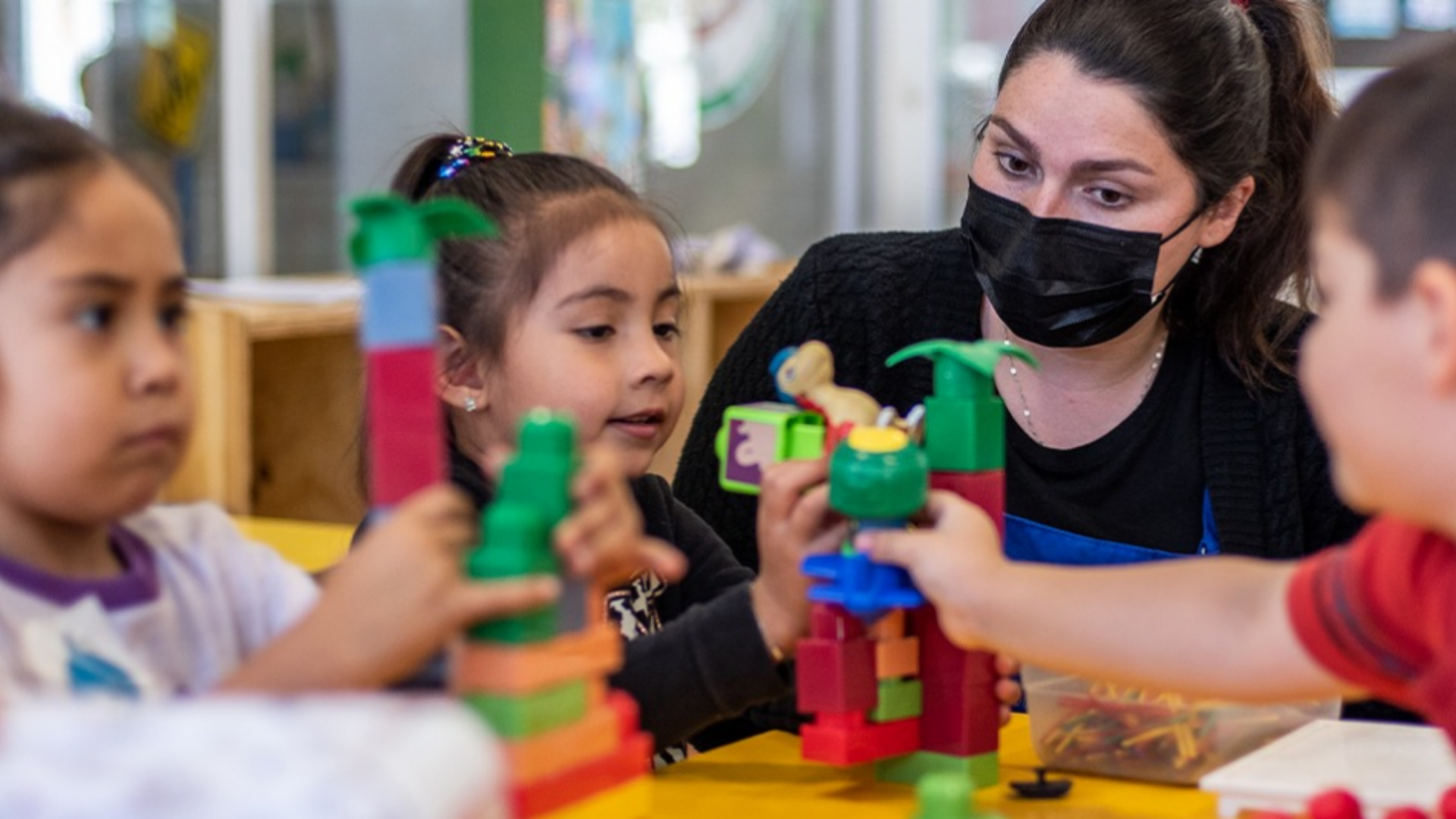 Lanzan plataforma para que colegios y jardines infantiles postulen proyectos de aprendizaje socioemocional