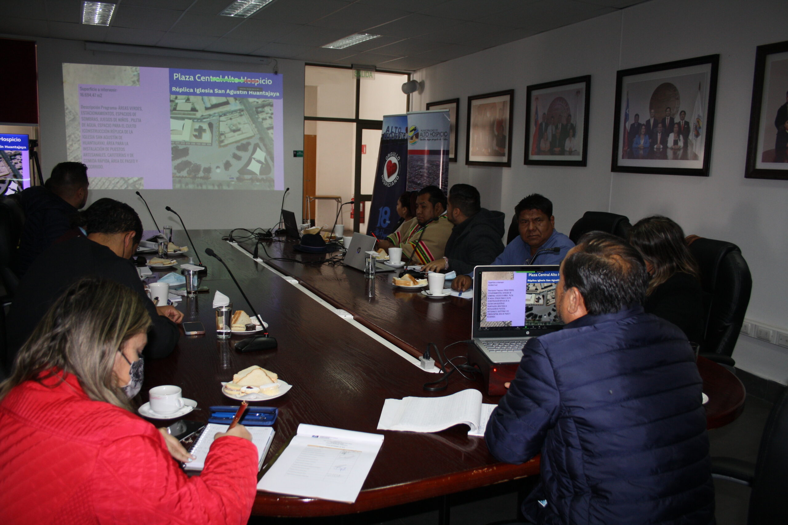 COMISION DE REGIMEN INTERNO DEL CORE DE TARAPACA, SESIONO EN TERRENO, EN LA MUNICIPALIDAD DE ALTO HOSPICIO, PARA CONOCER PROYECTOS, PLANES Y PROGRAMAS DE DESARROLLO PARA ESA COMUNA