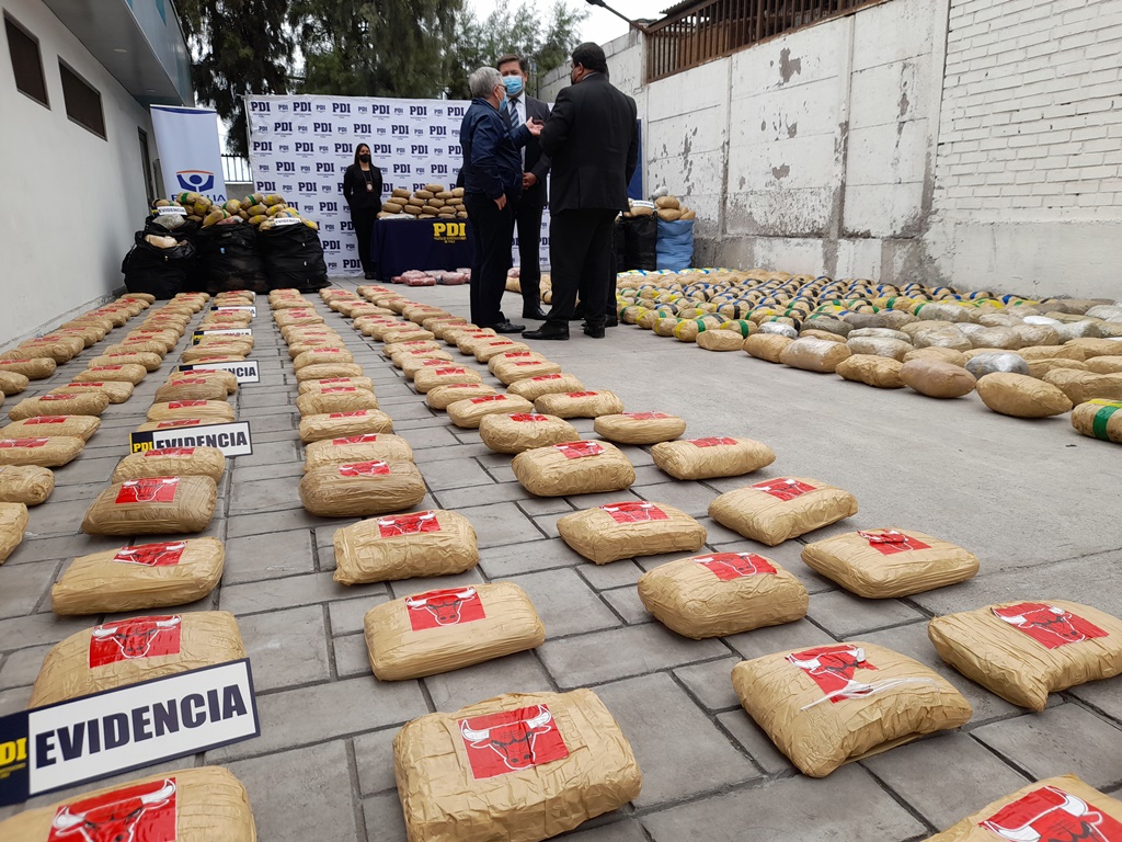 Fiscalía y PDI desbaratan banda  criminal con casi una tonelada de droga