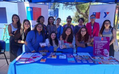 Programa Prevención en VCM difundió sus capacitaciones y talleres en Feria de Redes de la Universidad Arturo Prat