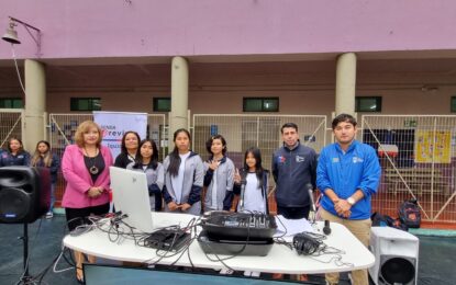 Estudiantes de la Escuela Paula Jara Quemada desarrollarán programas radiales preventivos