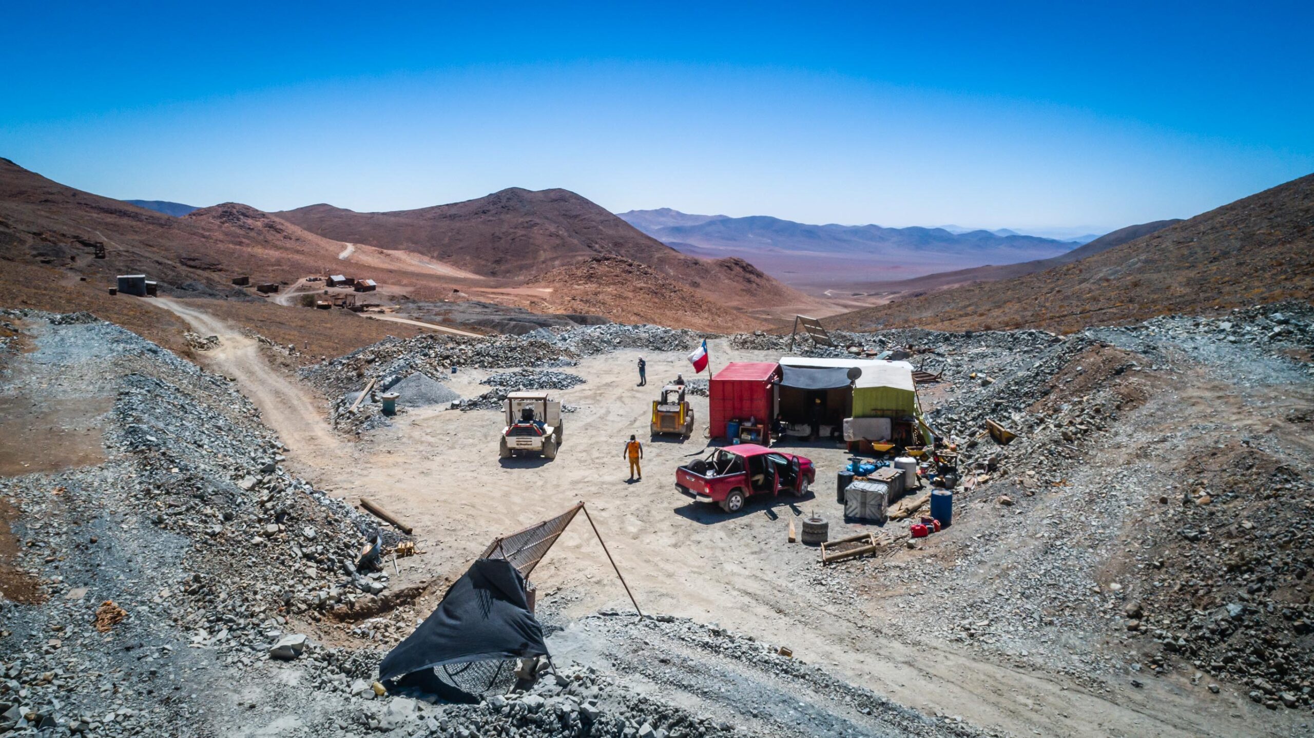 Gobierno cumple con la pequeña minería y modifica reglamento de seguridad para agilizar sus trámites  