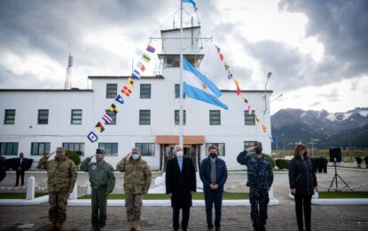 Fortalecimiento de la Fuerza Aérea y construcción de una base en Ushuaia: Chile va detrás de Argentina en la carrera por el petróleo antártico