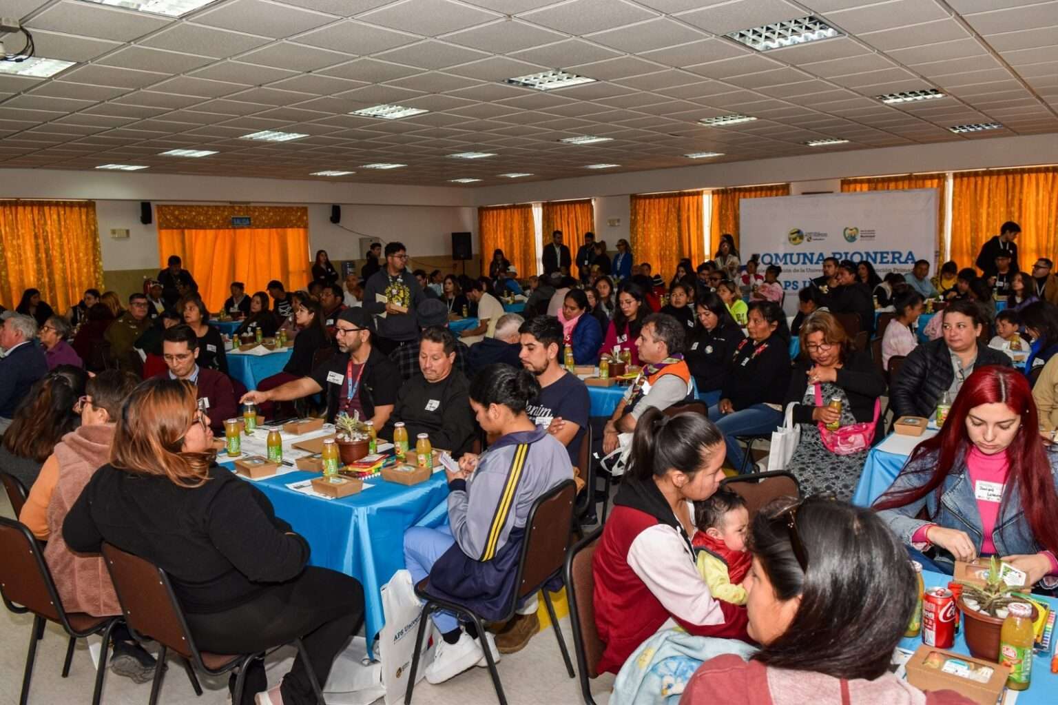 Red APS Alto Hospicio realiza diálogos ciudadanos sobre experiencia usuaria