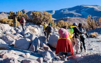 Mes de la Montaña concluyó con ascensión al Volcán Isluga