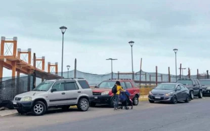 Vecinos de Avenida La Tirana en Iquique llevan 5 años esperando la entrega de su plaza