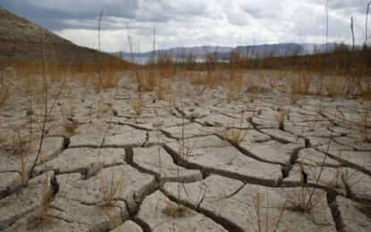 ¿Cómo se relaciona el cambio climático con los fenómenos naturales?