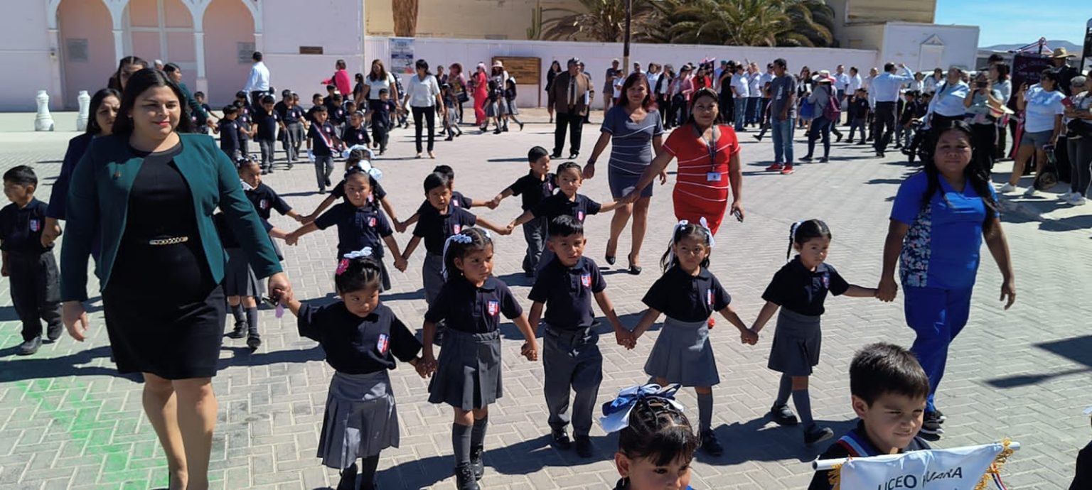 Comuna de Huara celebra Mes del Mar con emotivos actos