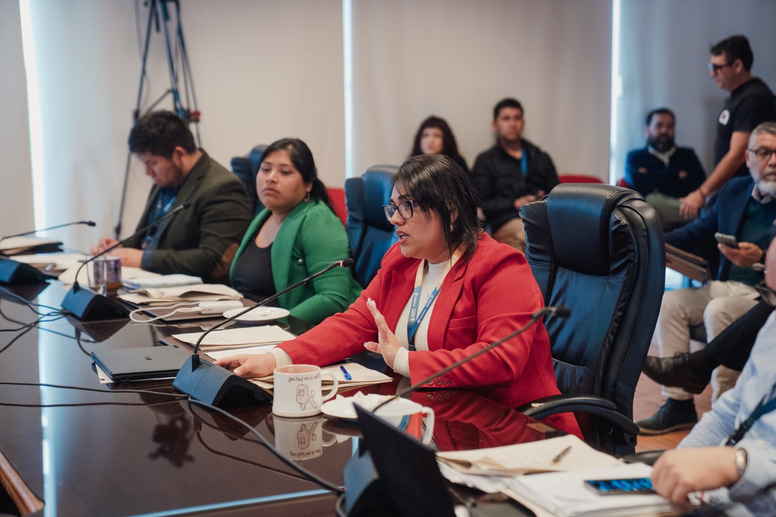 Aprueban recursos para adquirir 10 minibuses de transporte escolar