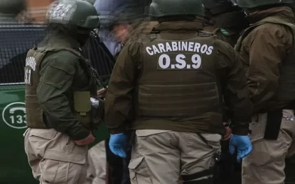 Sujetos encapuchados ingresaron a faena minera en zona fronteriza de Tarapacá y dispararon contra trabajadores y funcionarios policiales