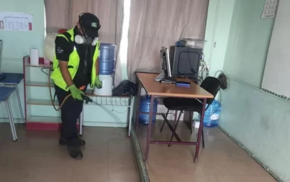 Con operativos de sanitización refuerzan control sanitario en establecimientos educacionales en Iquique