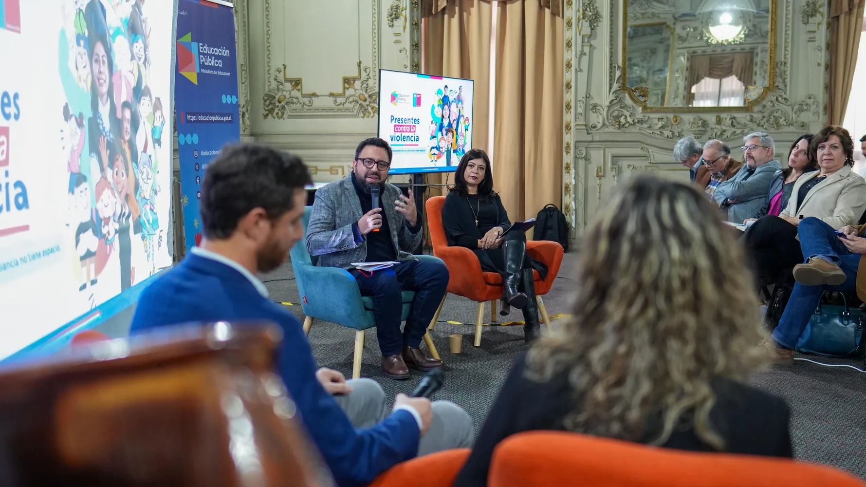 Convivencia Escolar 37 Servicios Locales de Educación Pública toman compromiso contra la violencia
