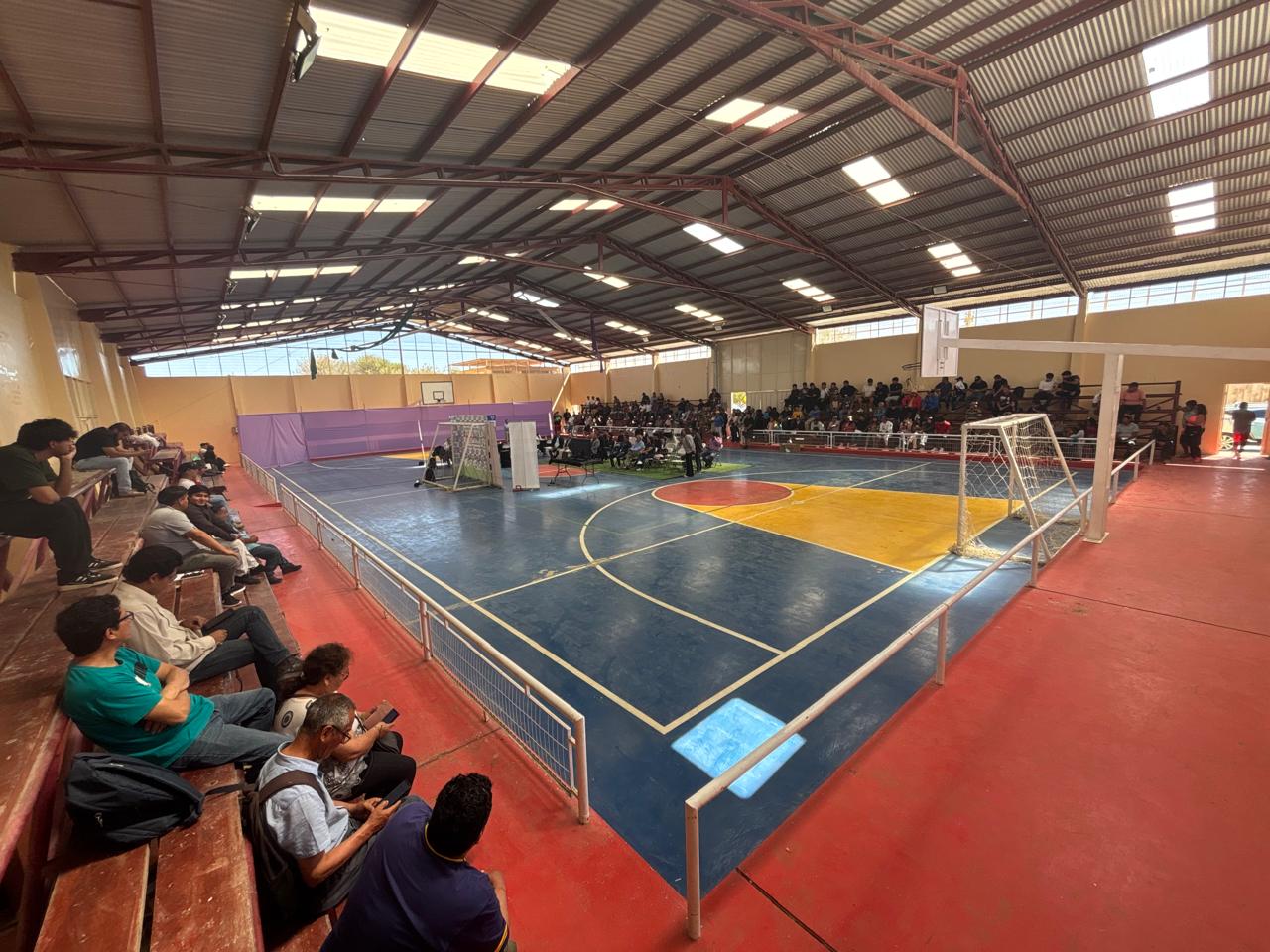 Más de 800 personas participan de reclutamiento masivo de Cosayach organizado por Sence y OMIL de Pozo Almonte y Huara