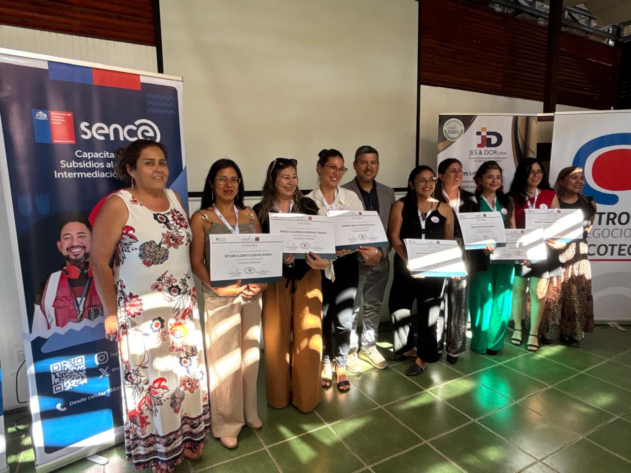 SENCE y ChileValora certifican a 15 mujeres cuidadoras en Tarapacá