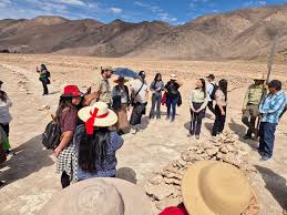 CONAF y Asociación Indígena Aymara Pampa del Tamarugal firman histórico convenio para fortalecer la ganadería sustentable en la Reserva