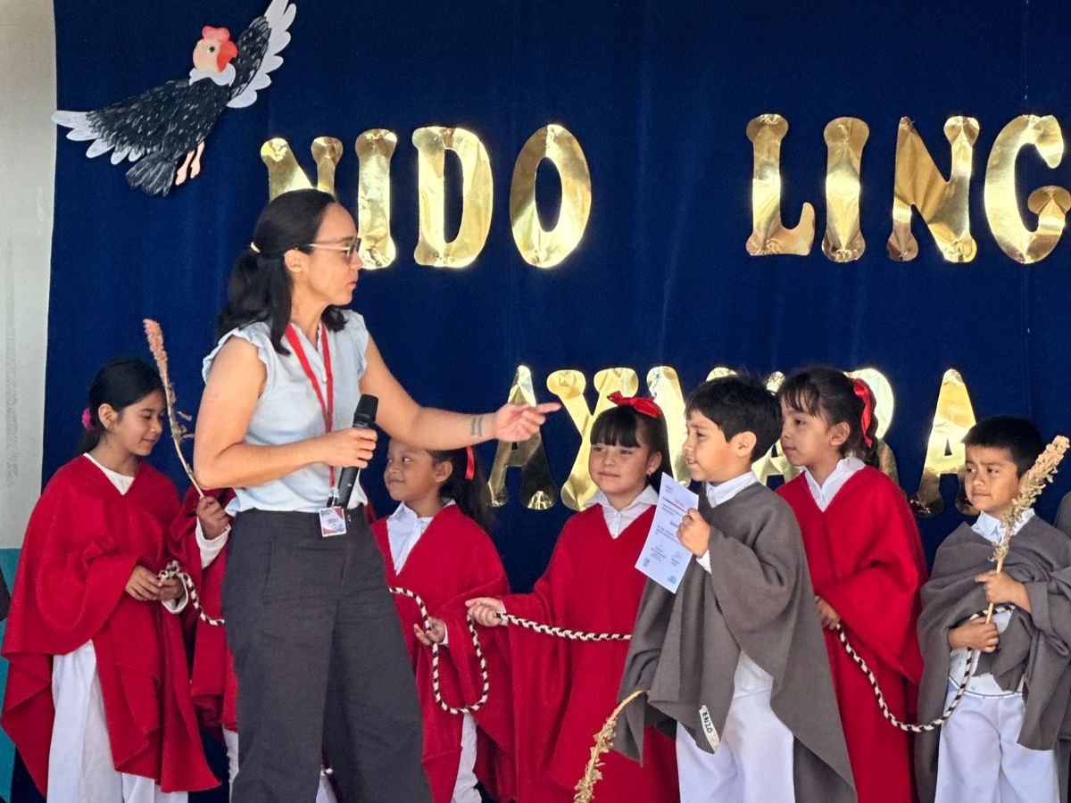 Estudiantes del Colegio España fortalecen identidad cultural con proyecto Nido Lingüístico Aymara