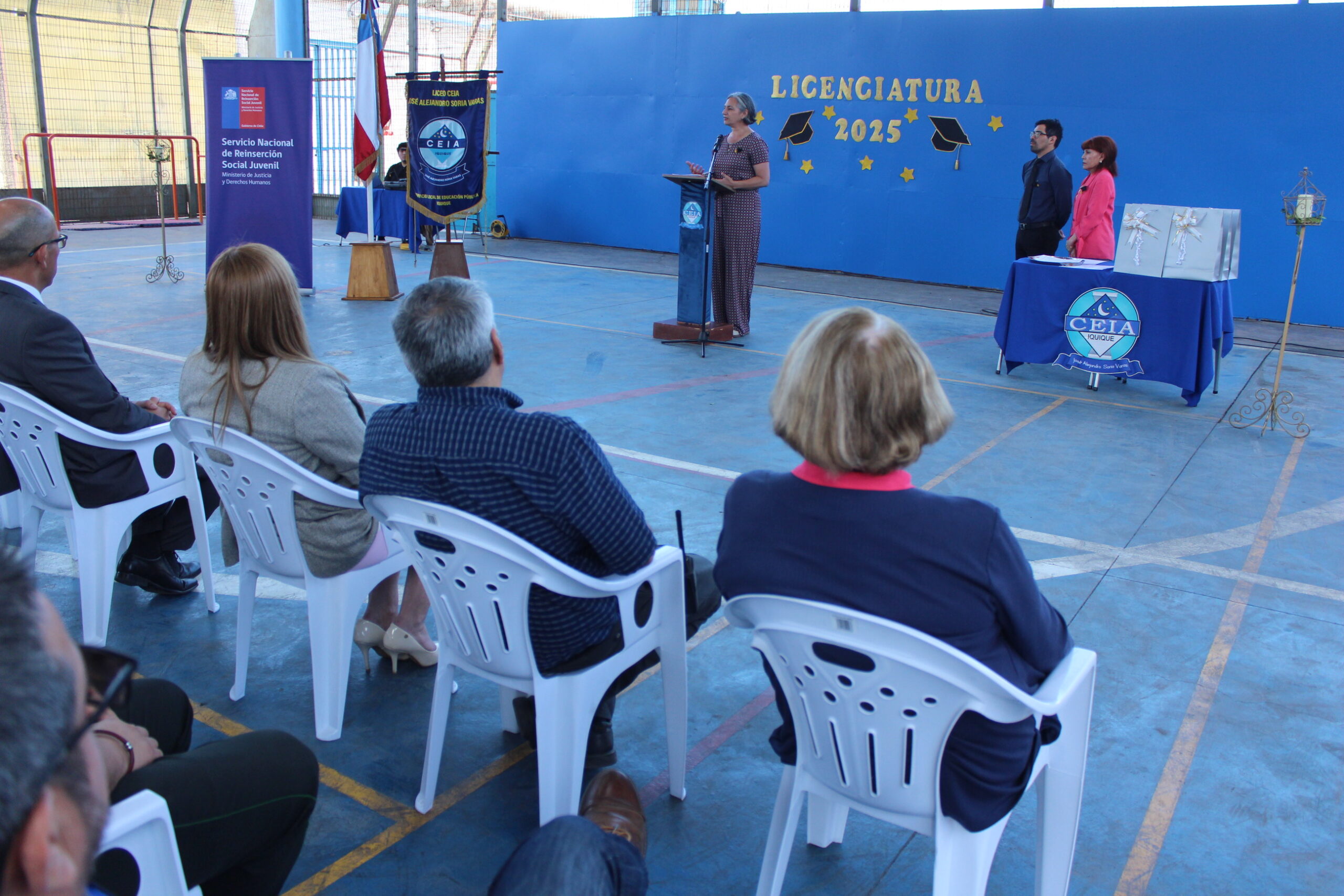 Jóvenes en proceso de reinserción cumplen nueva etapa al licenciarse de enseñanza básica y media