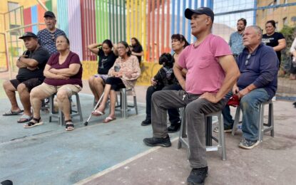 Adultos mayores de Alelies 2 reciben capacitación preventiva ante cortes de energía  