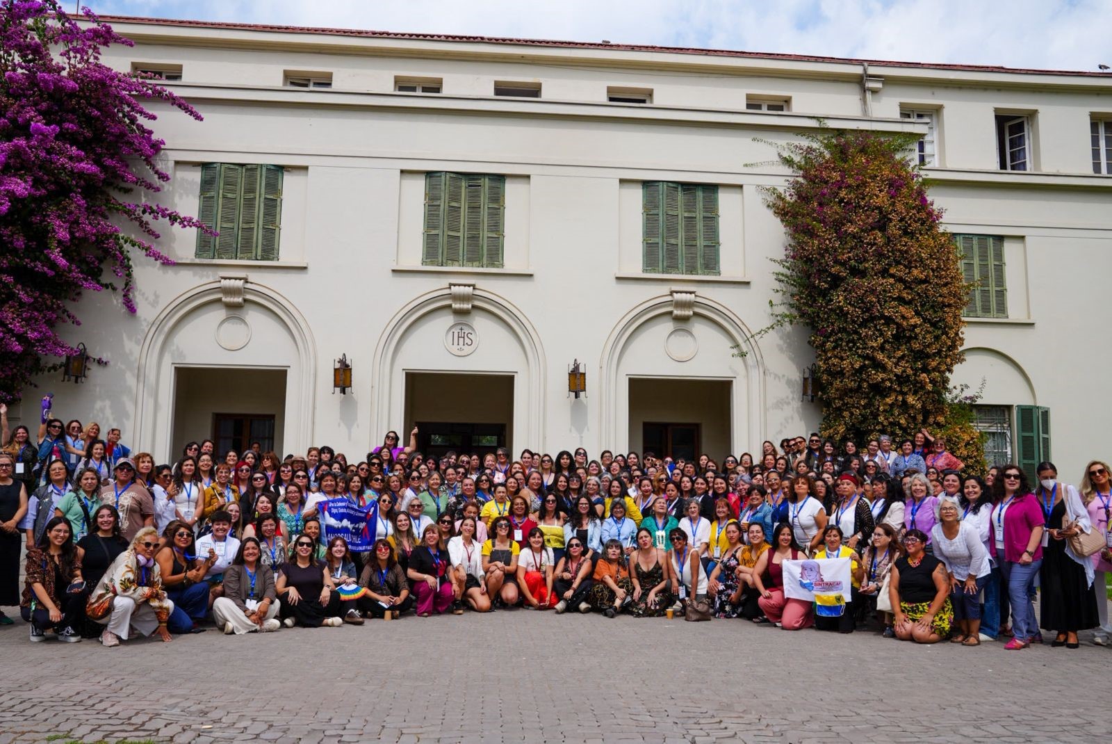 Más 300 mujeres de distintas regiones de Chile se capacitaron en políticas públicas de género gracias al programa Formar Para Incidir
