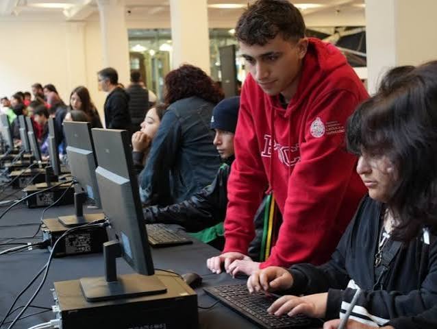 Escuelas Protegidas genera controversia: experta afirma que varias de sus normas ya existen en la legislación chilena