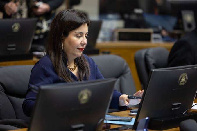 Senadora Astudillo logra acuerdo con el Gobierno para garantizar la realización de las fiestas de La Tirana y San Lorenzo