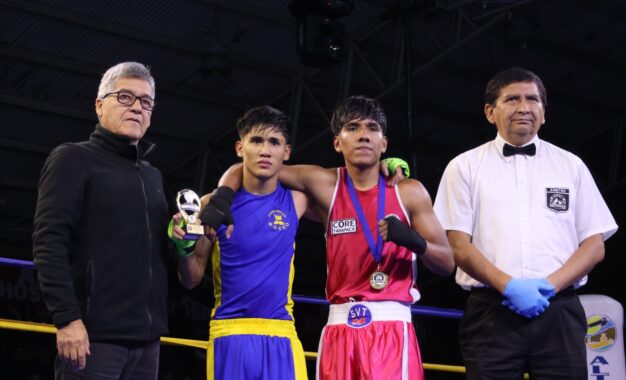FINALIZA CAMPEONATO DE BOXEO AMATEUR OLIMPICO GUANTES DE ORO