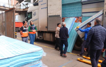 Entregan 200 colchones a municipio de Iquique a través de coordinación de SINAPRED