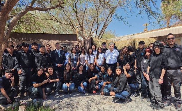 Estudiantes de Pozo Almonte transforman residuos orgánicos en abono mediante vermicompostera escolar